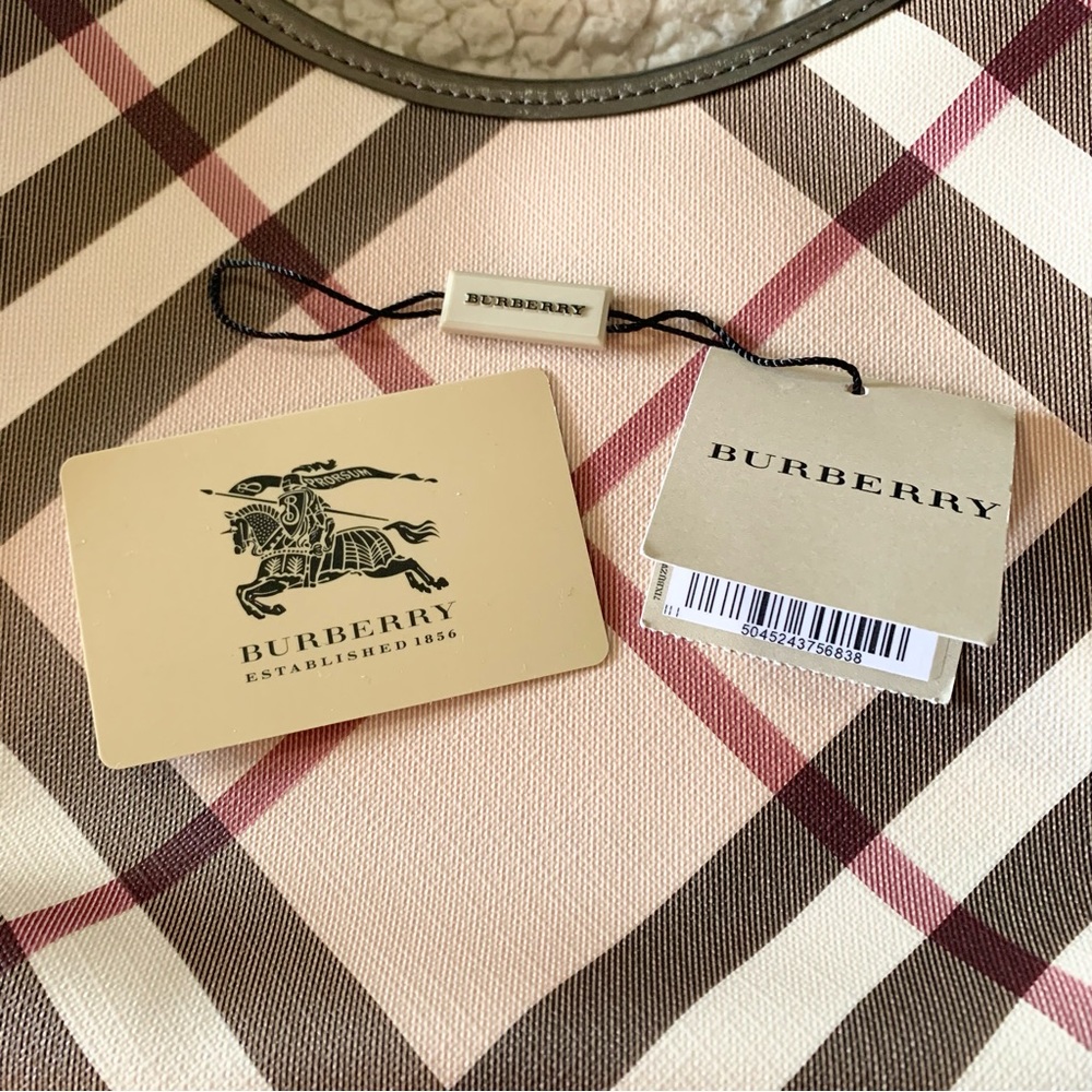 Burberry | Nova Check Small Barton Hobo - Picture 14 of 14